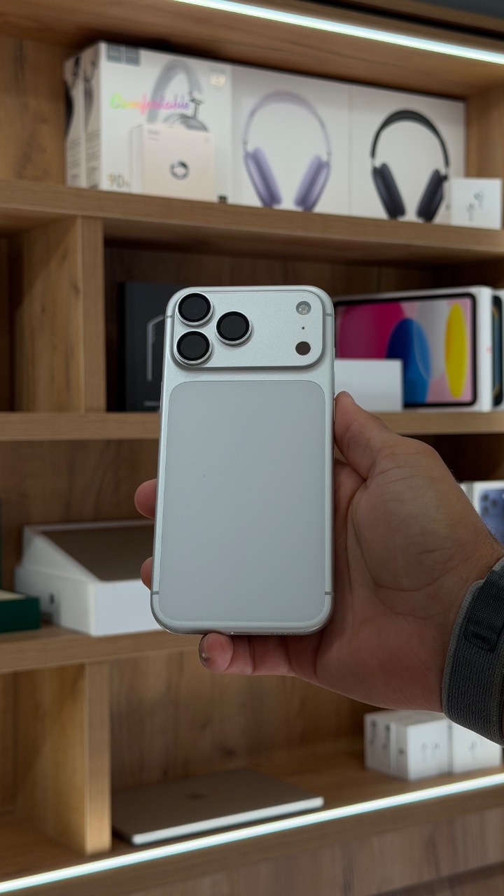 iPhone 17 Pro Max